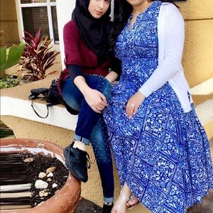 Gorgeous flowing dress!!